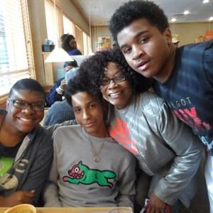 Meet your Posher, Evelyn